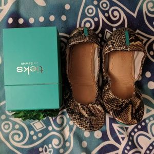 Snakeskin Pattern Tieks